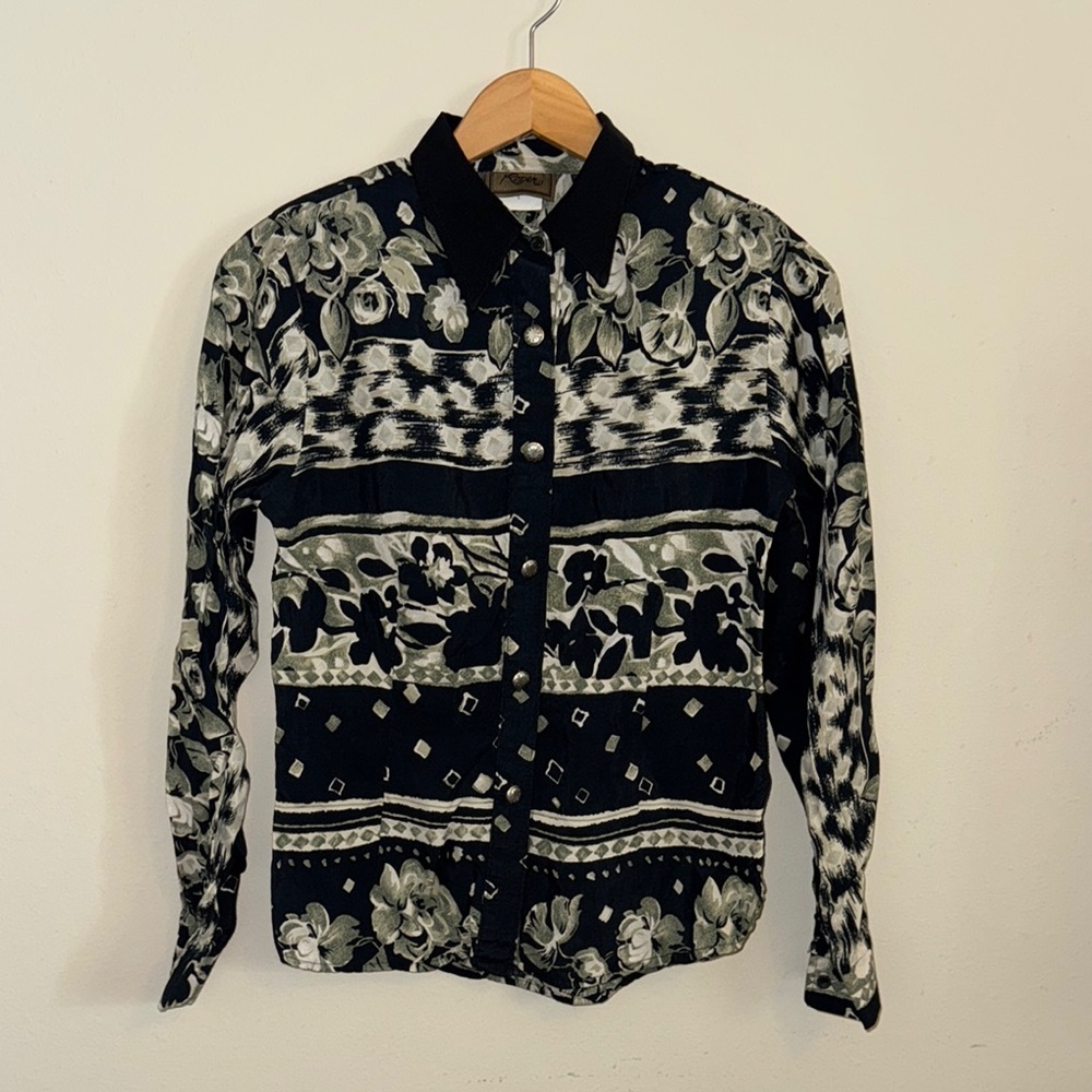 Vintage Women’s Roper Black & Cream Floral Button-Up Shirt w/ Shoulder Pads